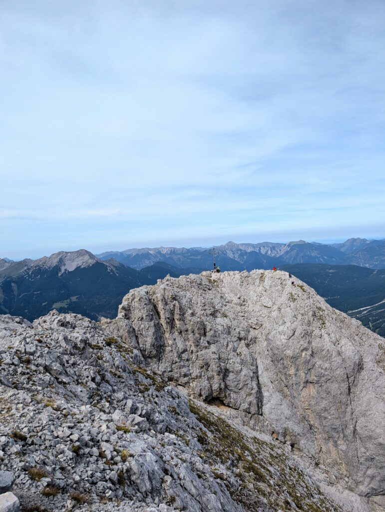 Sonnenspitze Südgrat Gipfelkreuz